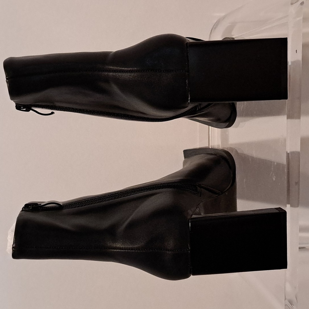NEW Architect Squared-Off Toe Ankle Boot (Black) - Lattelier - Picture 6 of 10